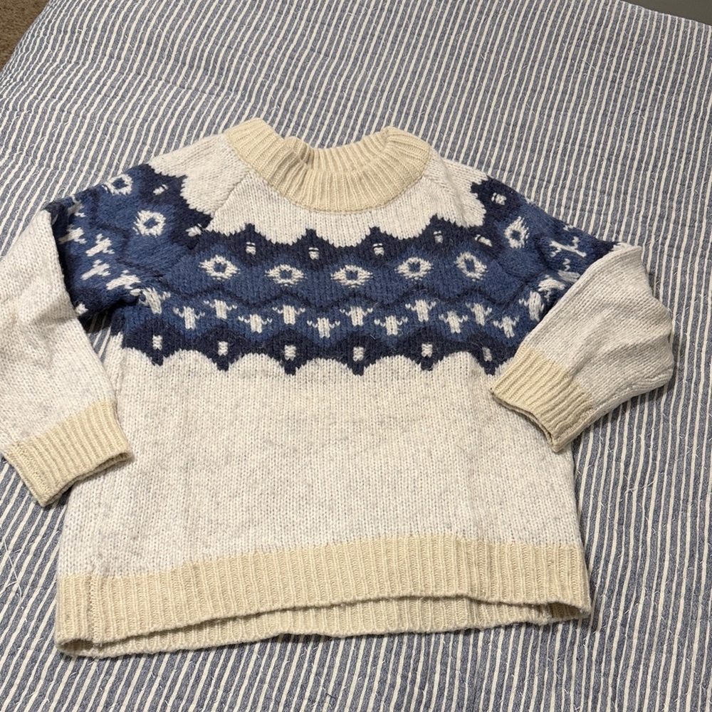 Aerie Blue and Cream Patterned Sweater